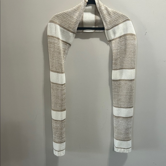 Michael Kors Tan and White Knit Scarf - Picture 1 of 8